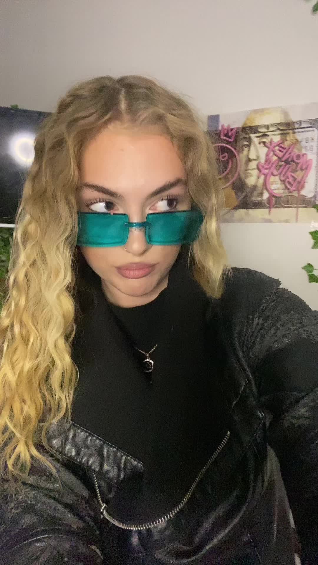 @👁️  👁️