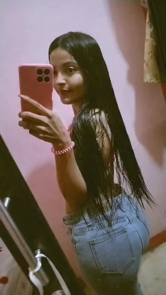 @Clau✨