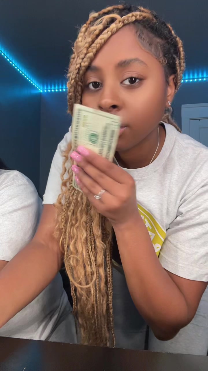 @Imnotjanae9