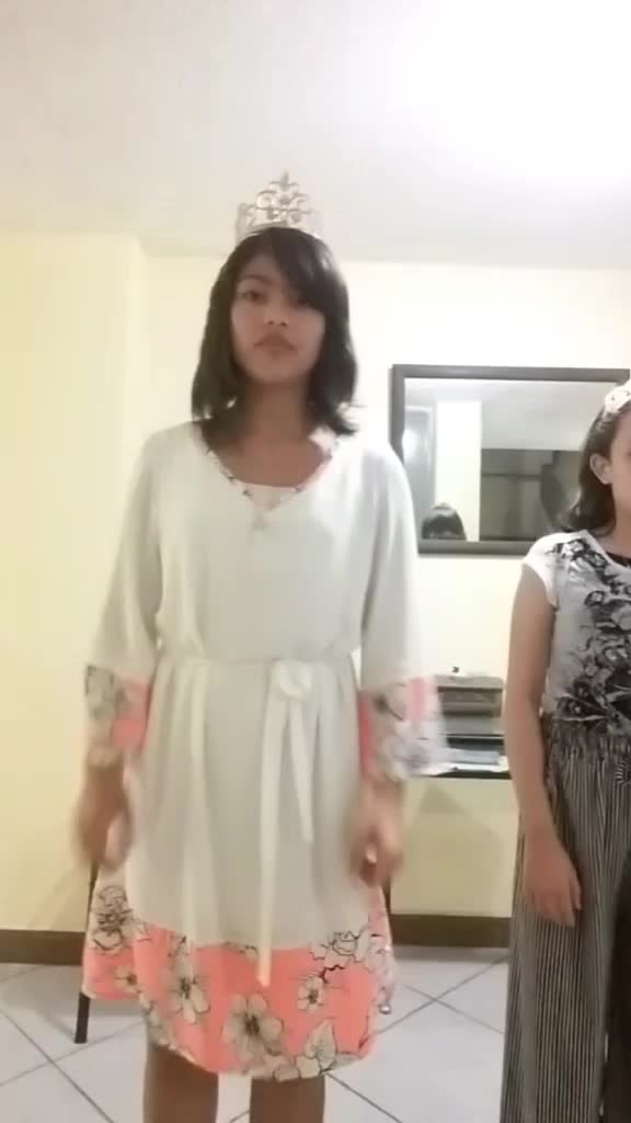 @sarahyobell