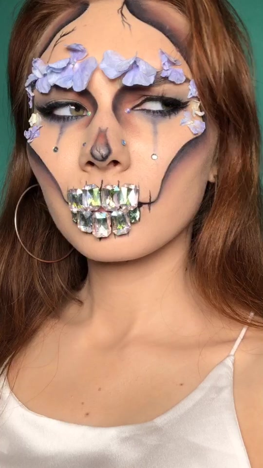 @NIKOLAEVA_MUA