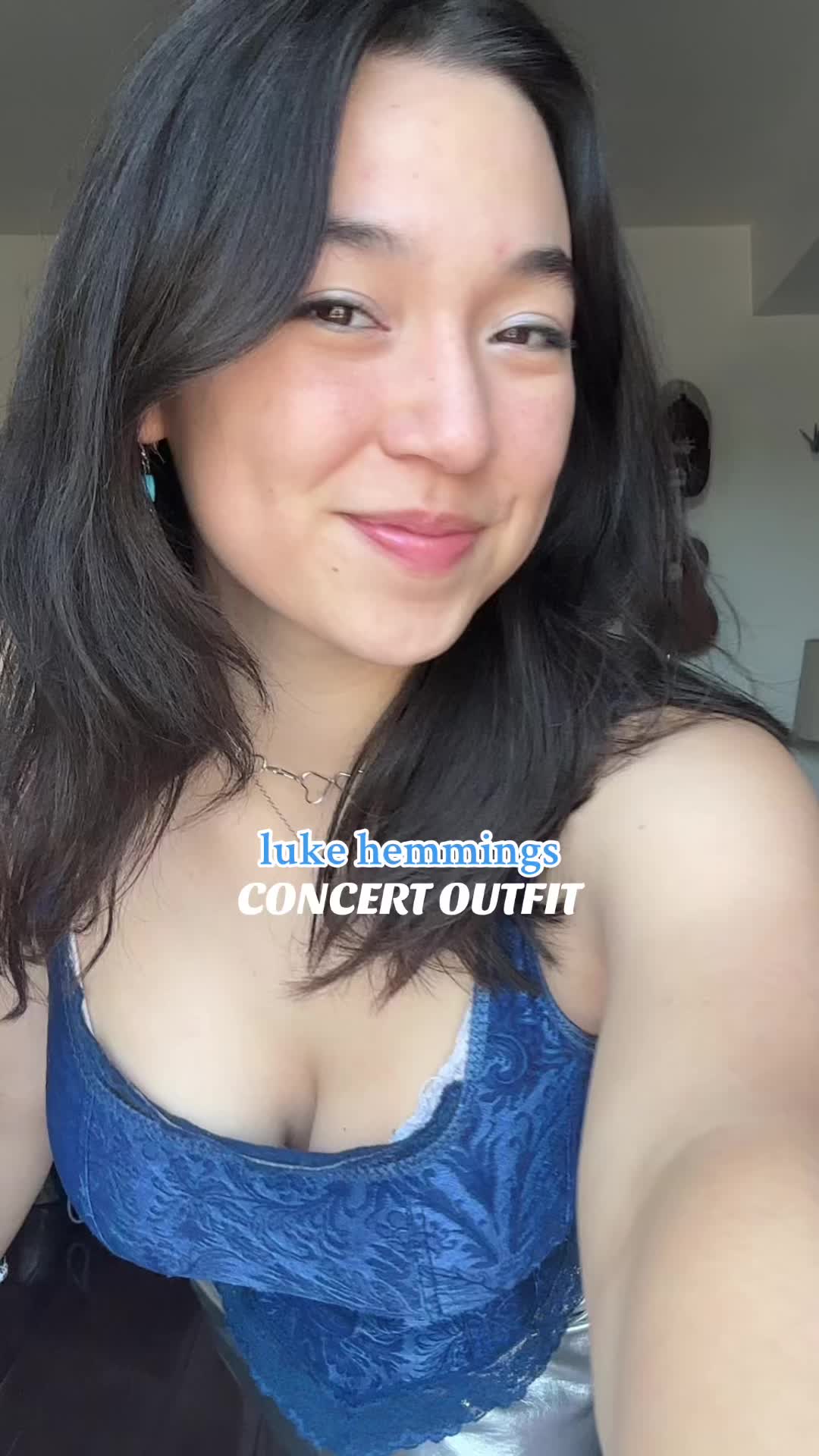 @chlo&euml; shia