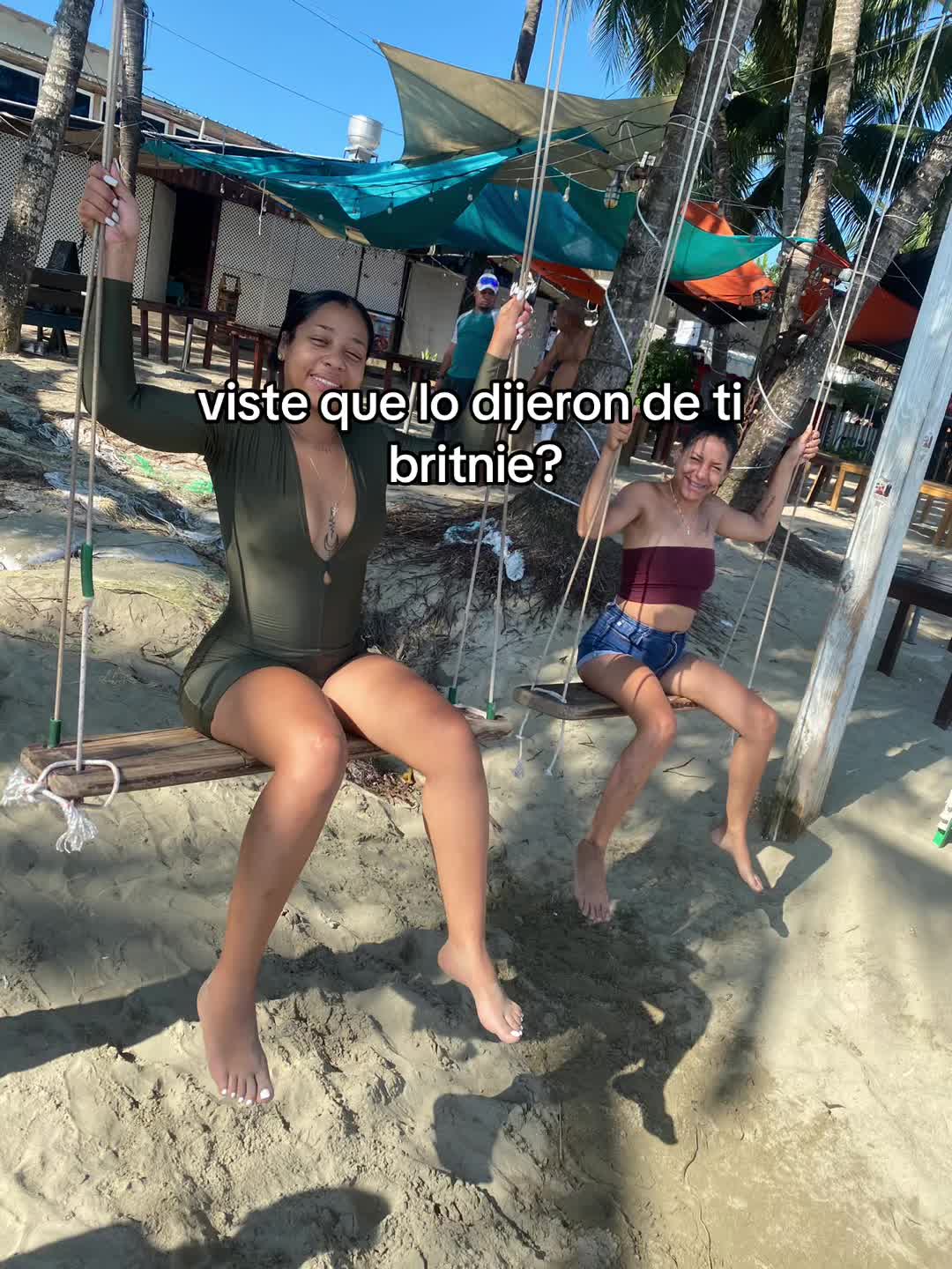 @Britnie Benitez🦋