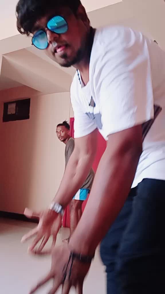 @HARISHARINI