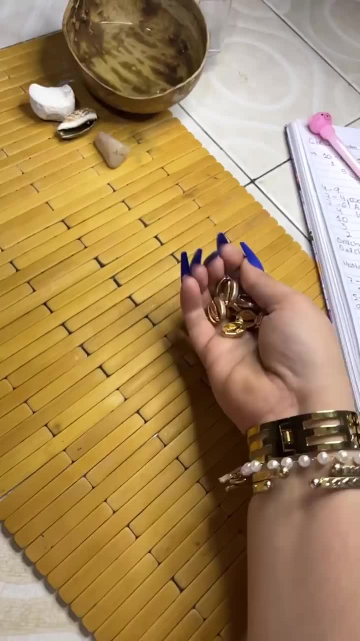 @Valesoteric