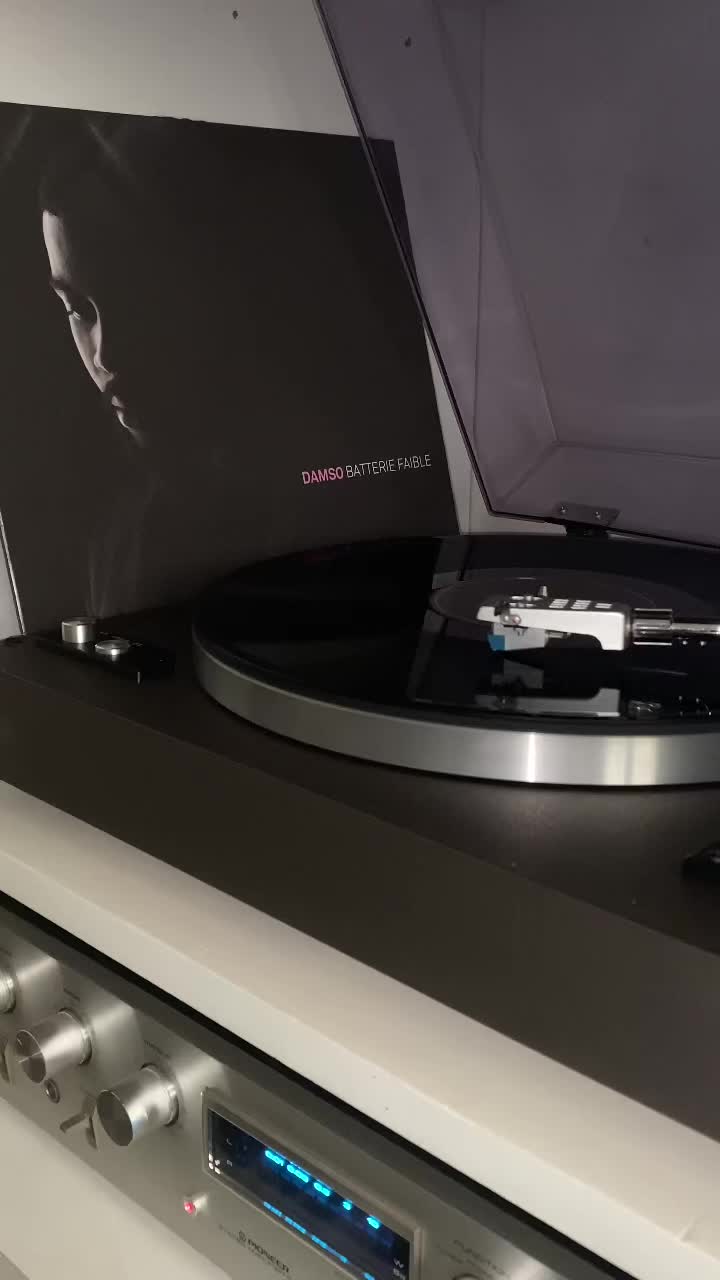 @ici ça écoute de la musique 🎶