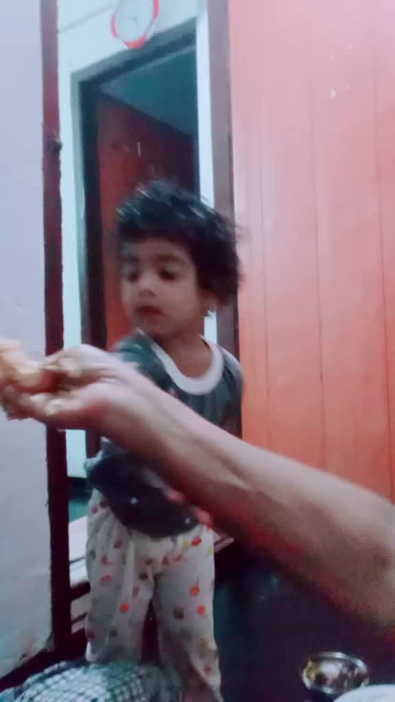 @Royichan & Raina