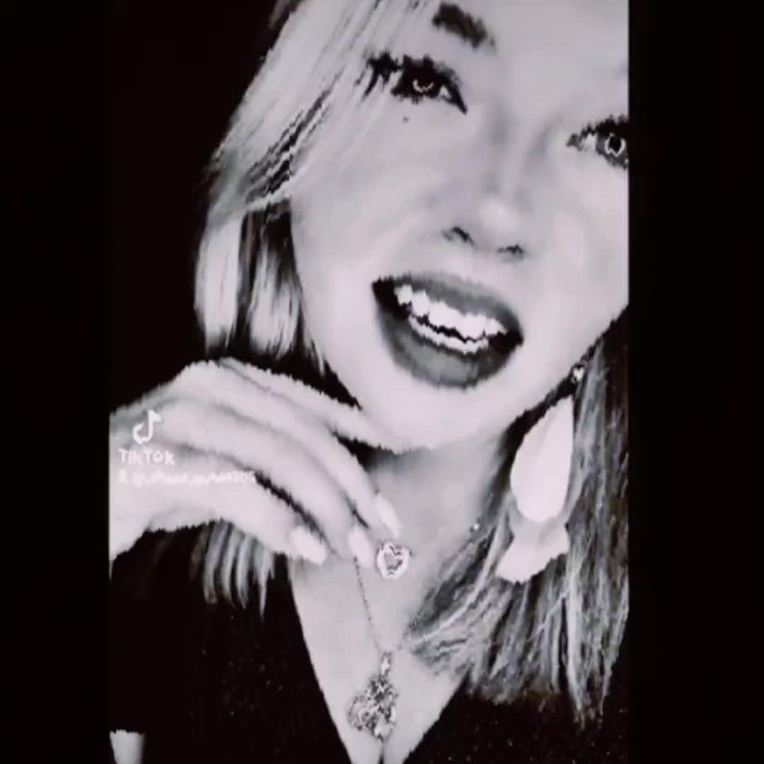 @_chaos_queen205👑