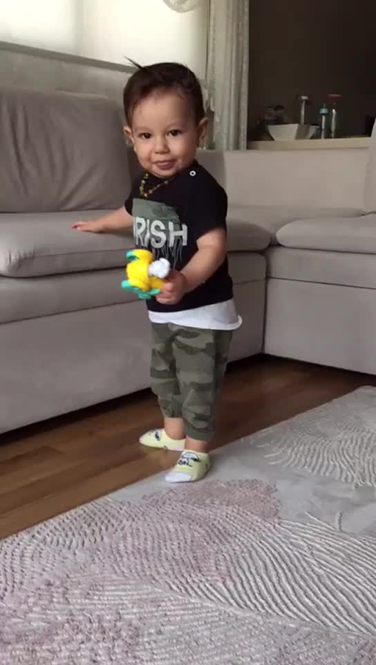 @G&ouml;khan &Ouml;z&ccedil;elik