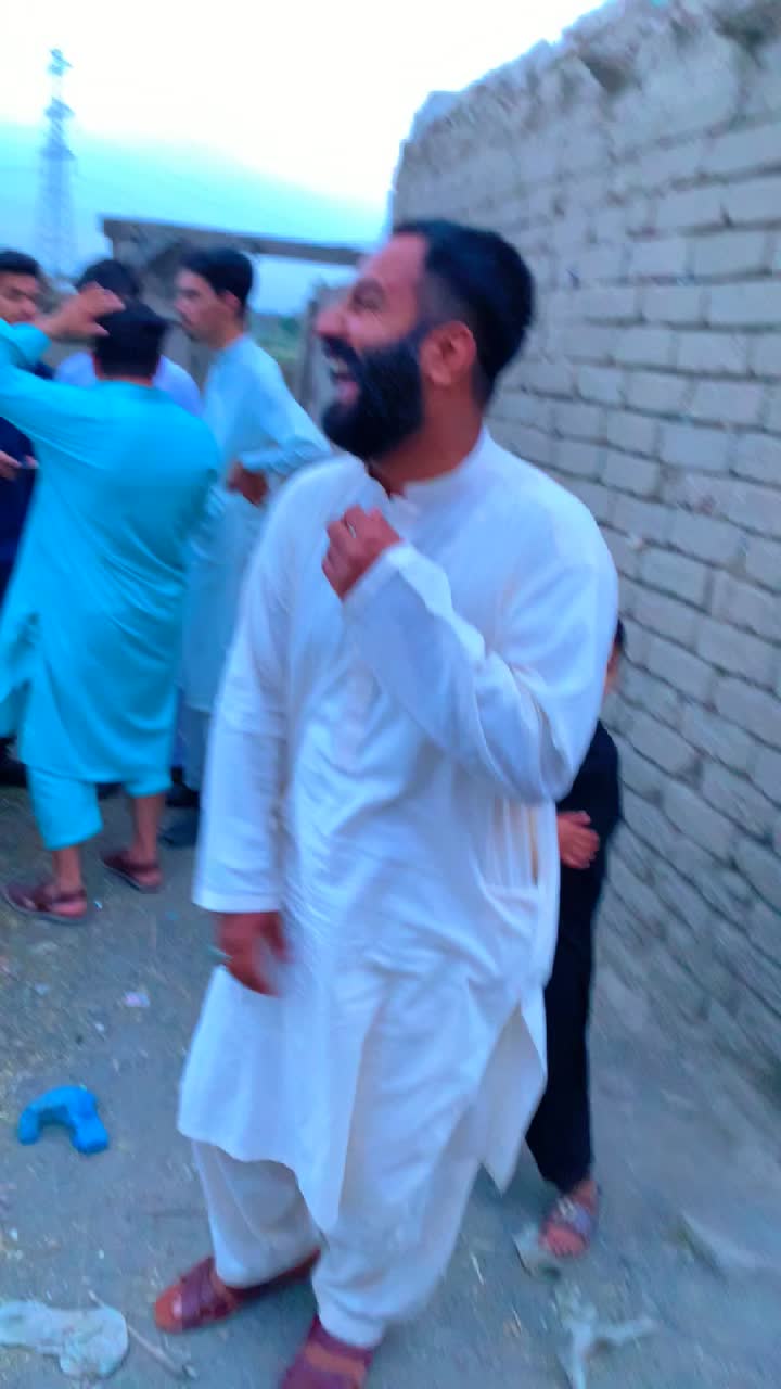 @Malik saib 👑
