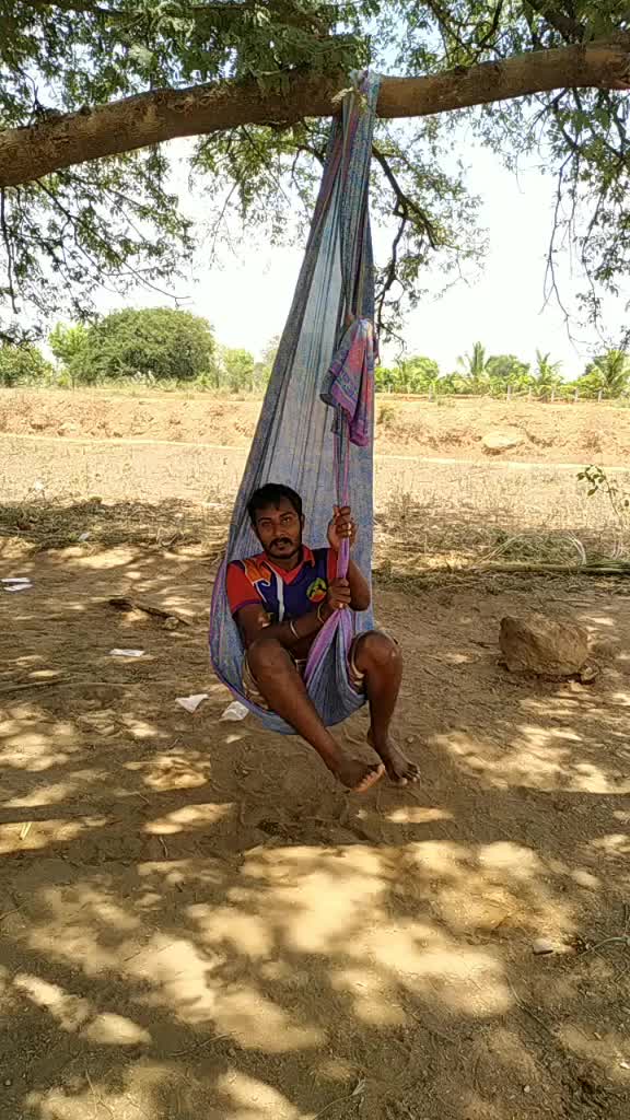 @தினேஷ் தீஷ்