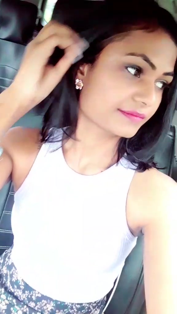 @Nikki ❤