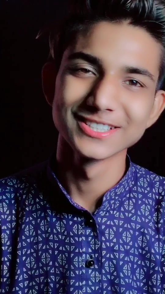 @Ali Anas Khan