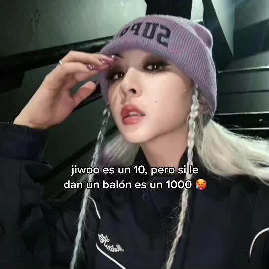 @𝒎.