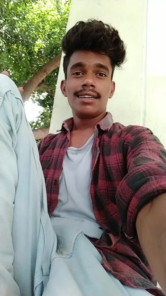 @Ravi Roxx