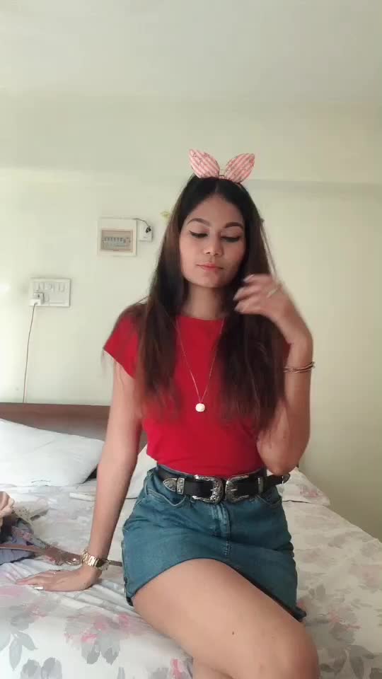 @aint_your_babygirl