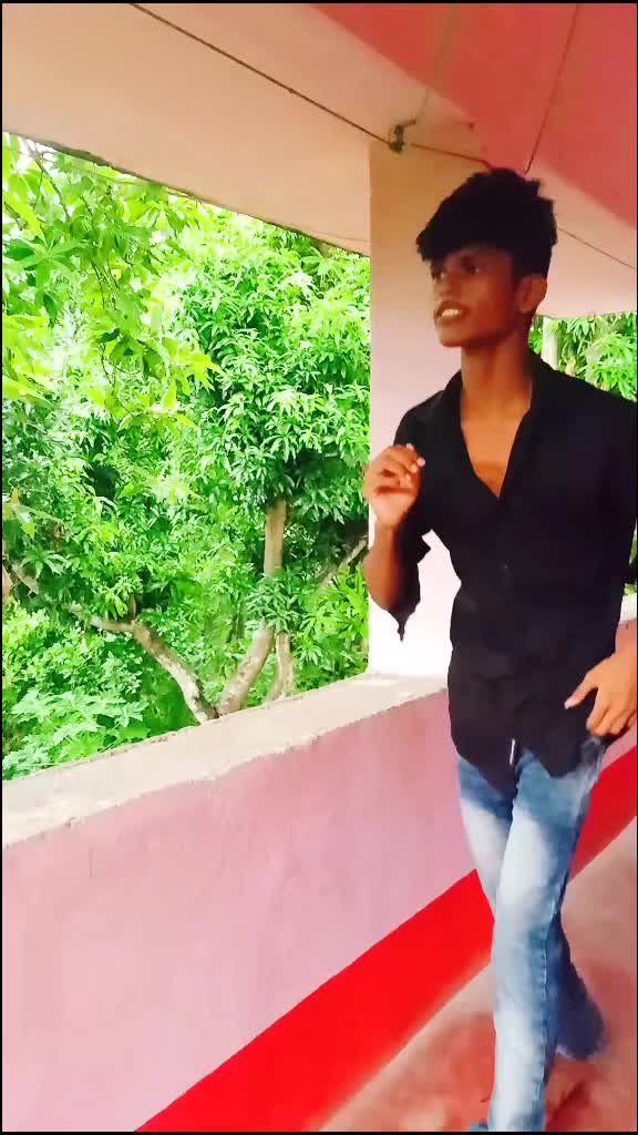 @Nêw🔥TrêñdY_GüY🔥
