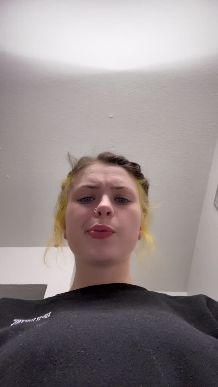 @Nikki✨