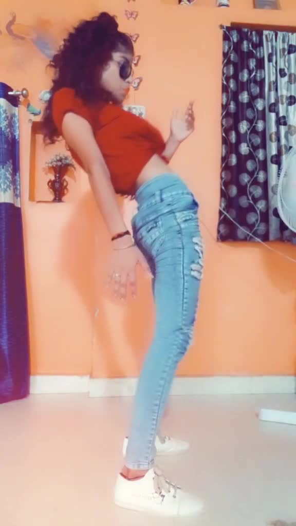 @sakshi hip hopper 😘