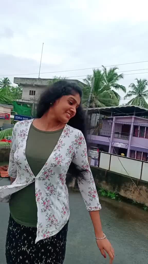 @🖤Malavika🖤