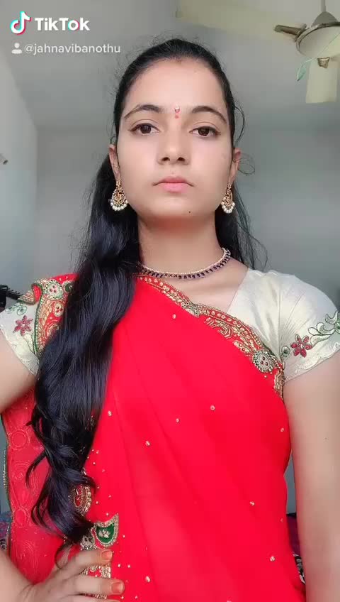 @jahnavi banothu