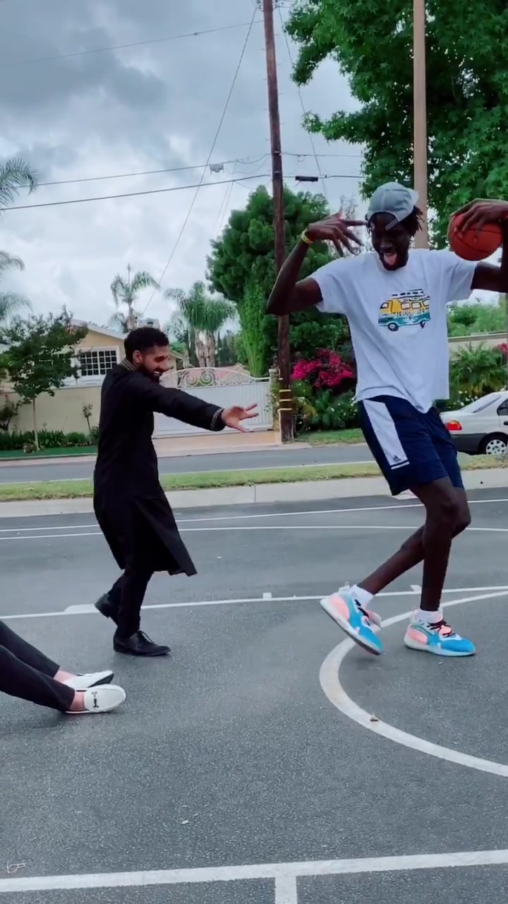 @MAMADOU NDIAYE 7&rsquo;5