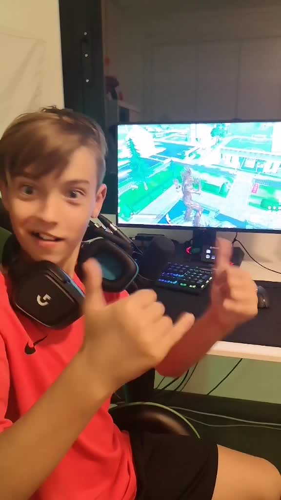@TeamNico