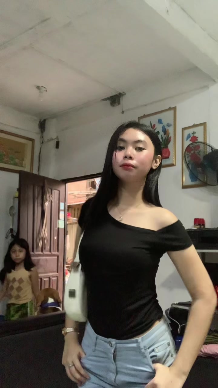 @Whoslebs_ on IG