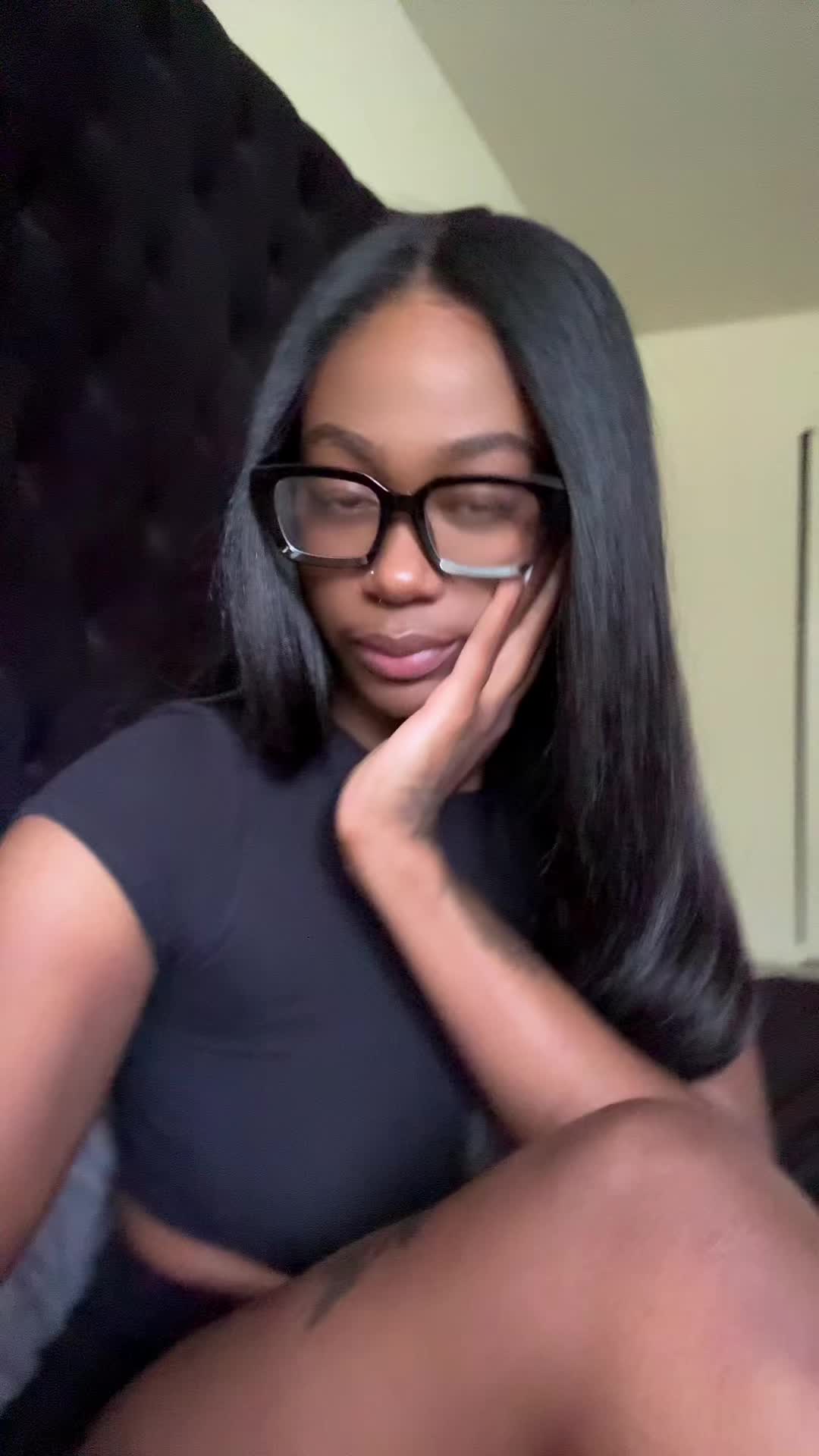 @nini