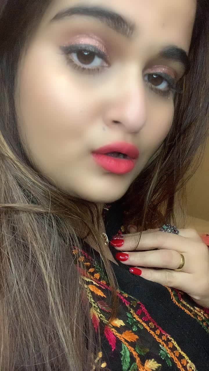 @sashvatha🤓🤗🤔😍👧