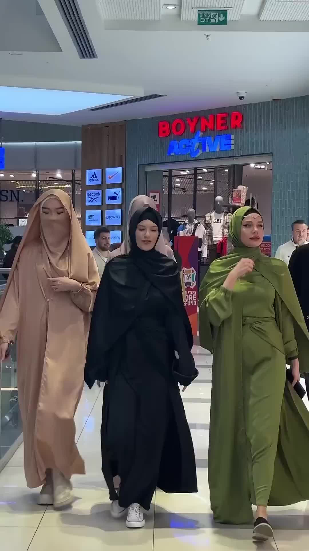 @Rayankhan🇦🇺🇵🇰🇳🇿