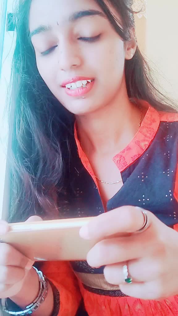 @Ãnü hpy😍❤️