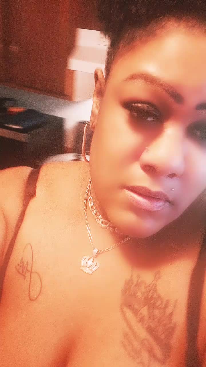 @Queen love