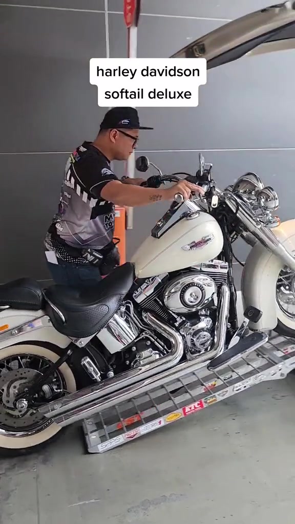 @Motorcycle Towing Ph
