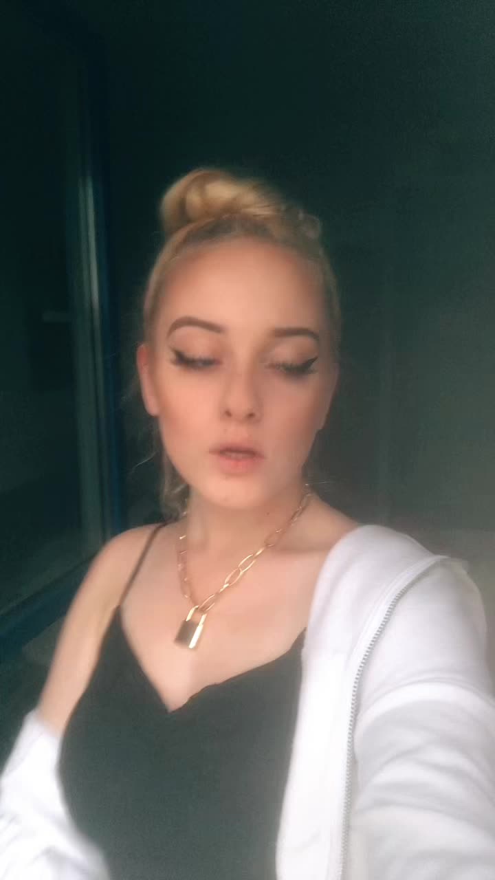 @Eva🖤🇷🇺