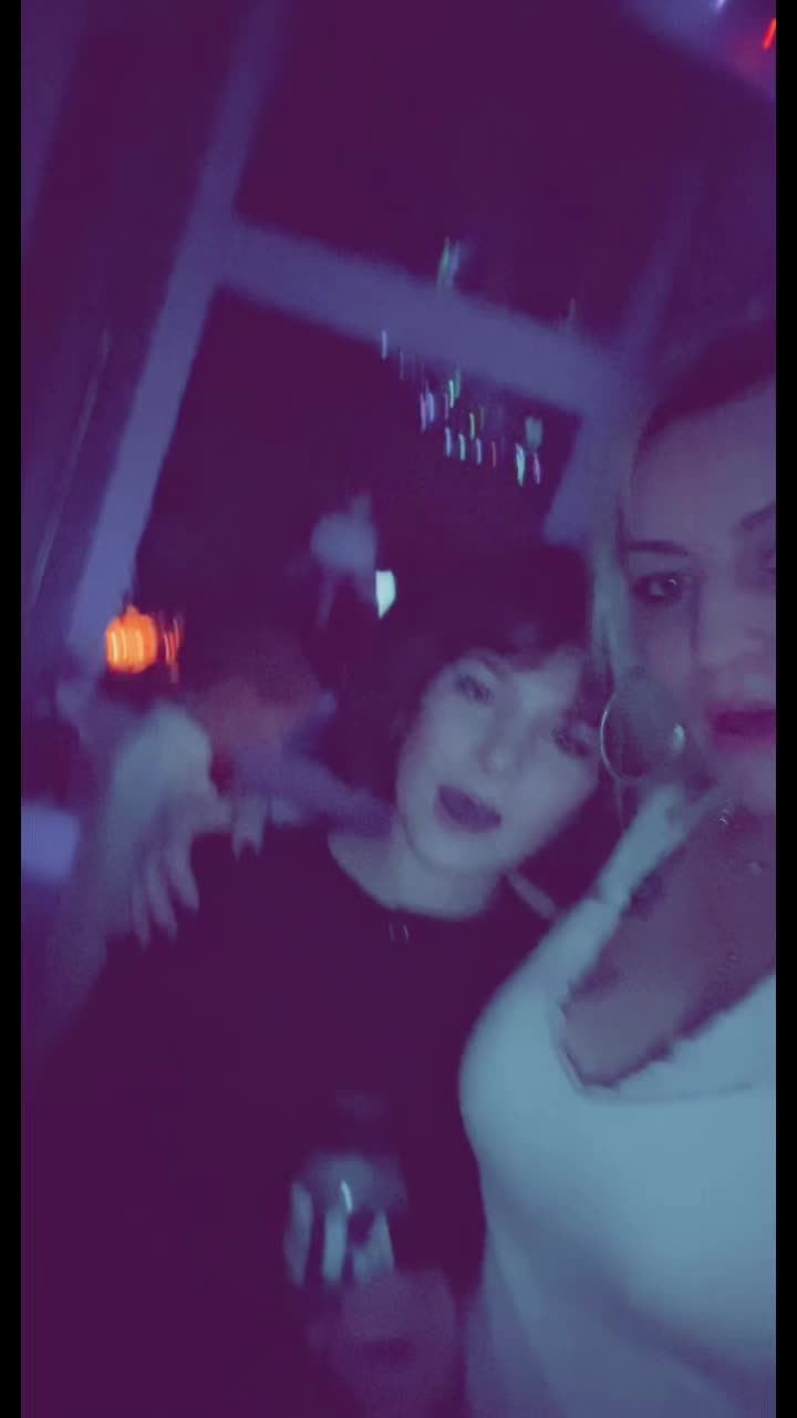 @Blondine
