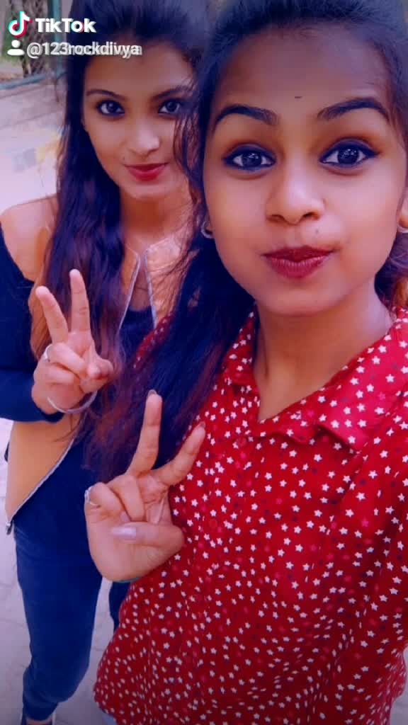 @divya vj