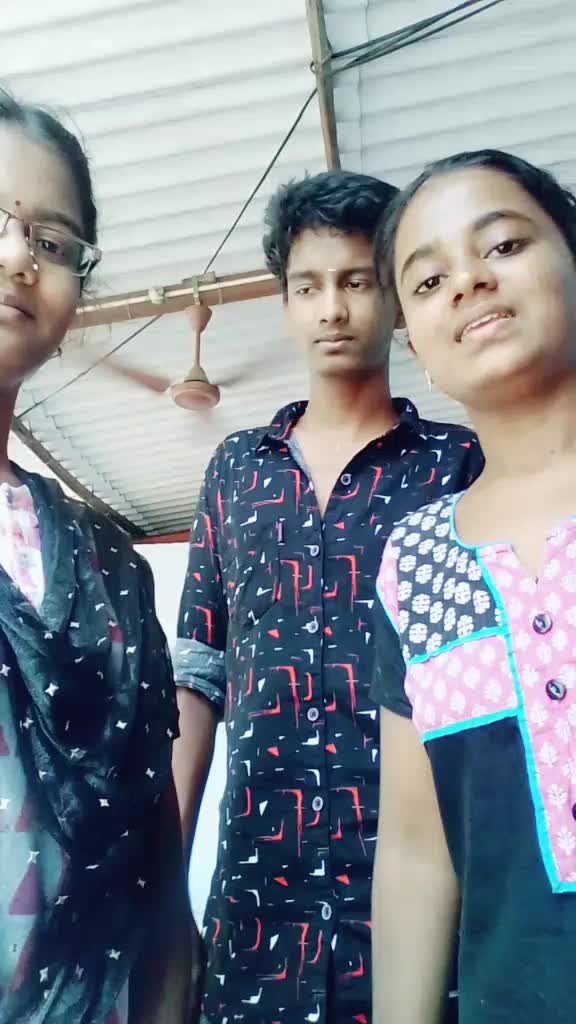 @menaka qt