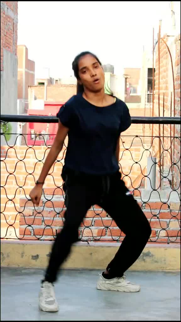 @pooja dancer