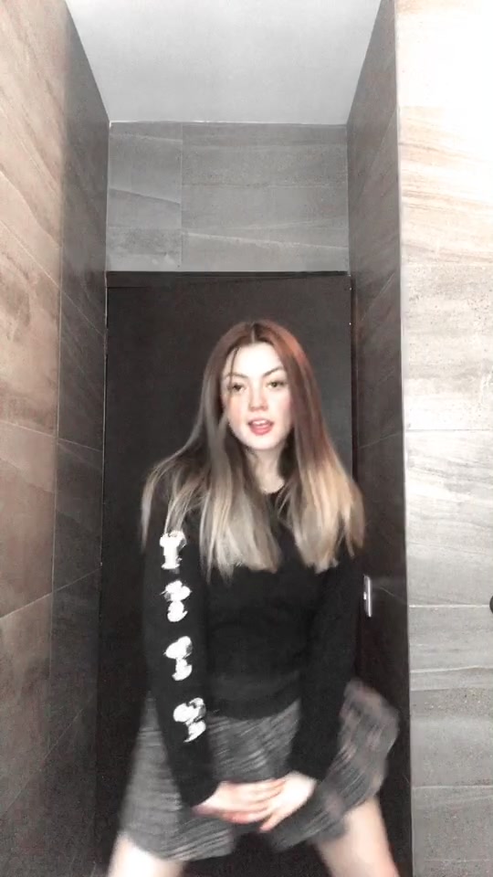 @crysssrd ☻