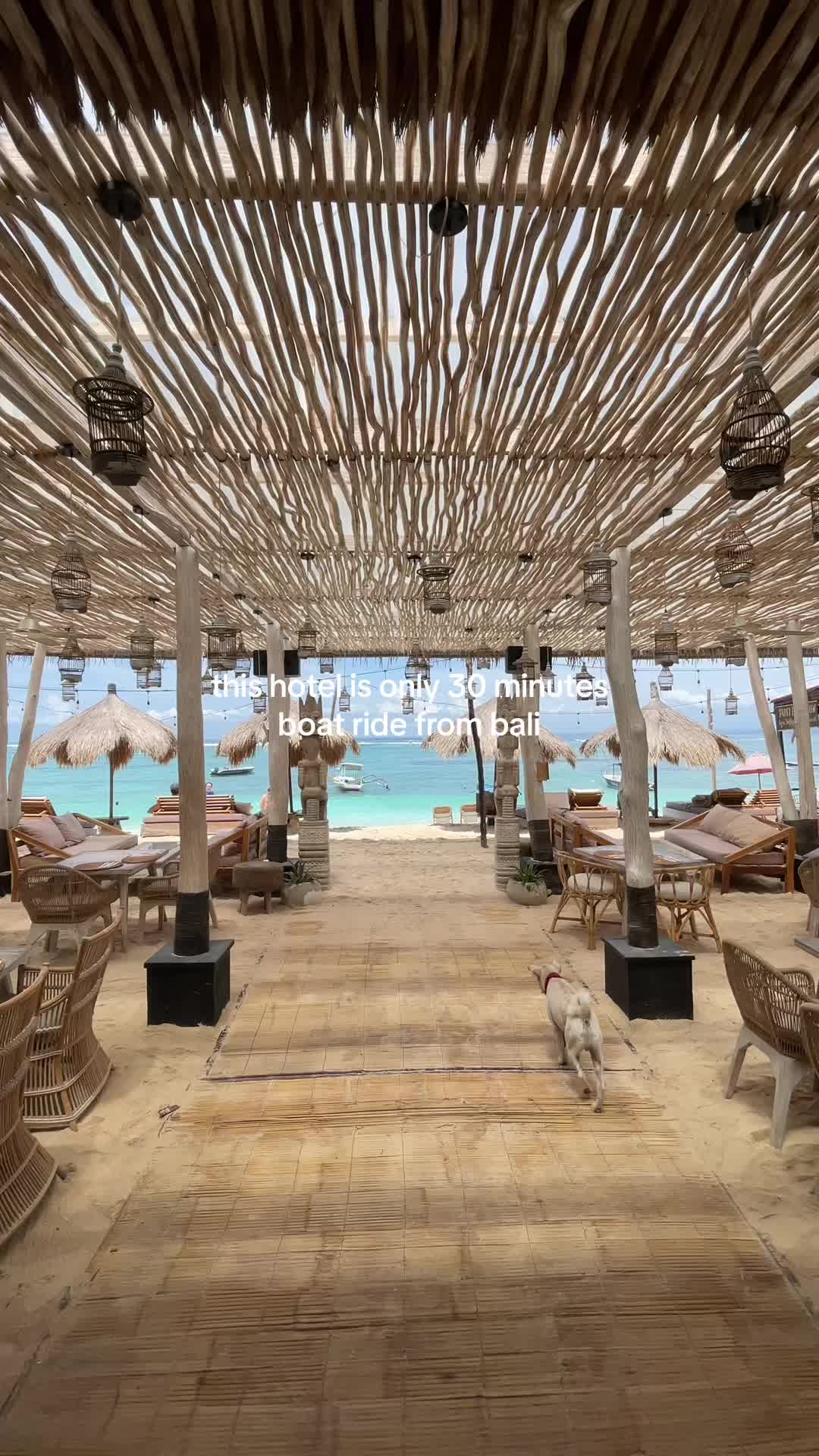 @twoloverstravel 🕊️