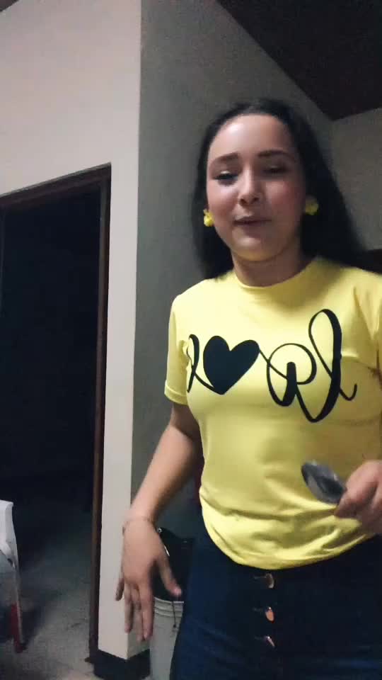 @AshantyFlores2020