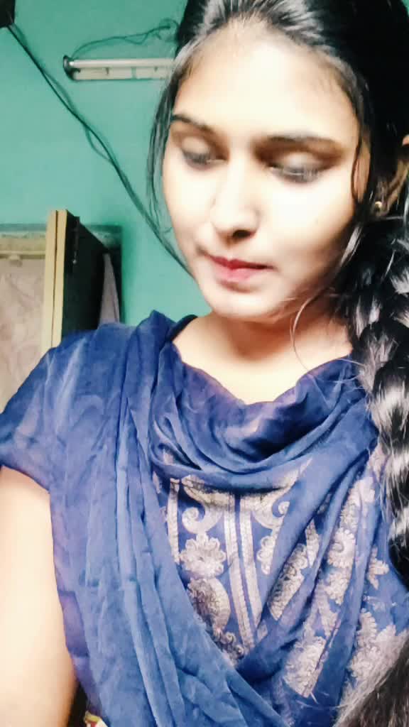 @🖤pooja🖤