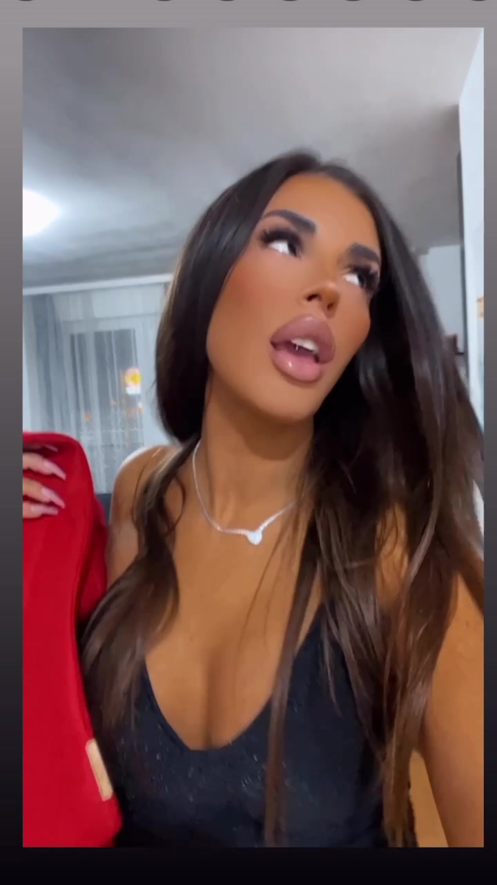 @Ena Čolić