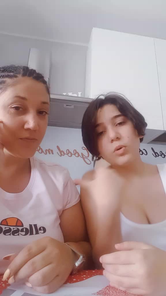 @Laura ocello💗