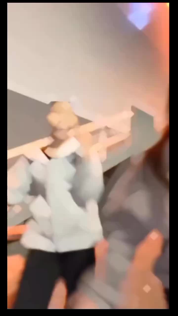 @★ 🎀 𝑒𝓁𝓀𝒶𝓁𝒾𝓍 🎀 ★