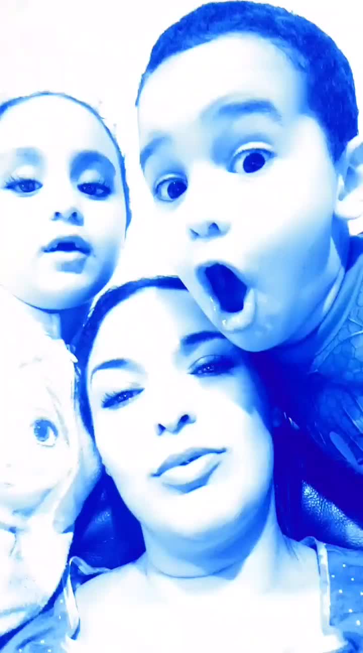 @mounia c