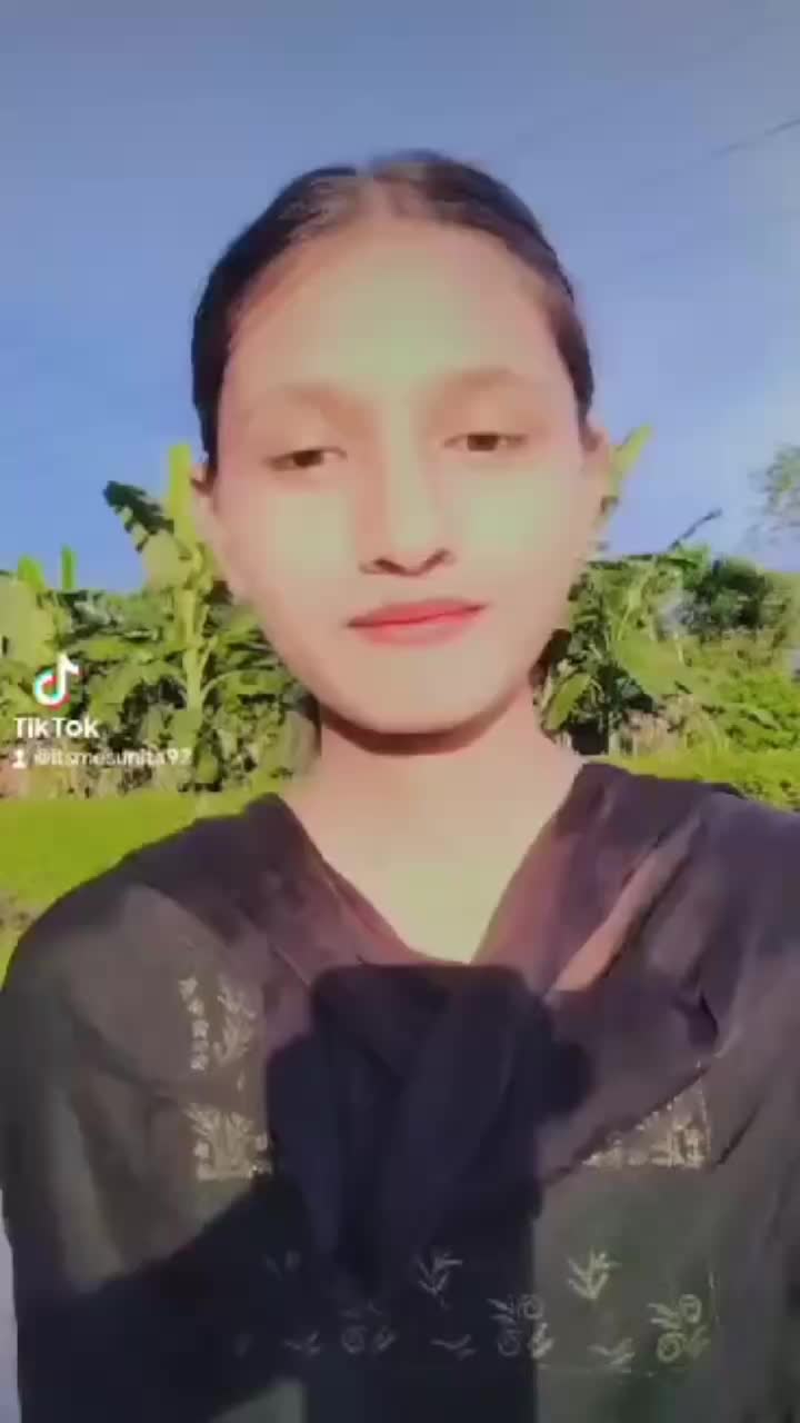 @Shova🦋