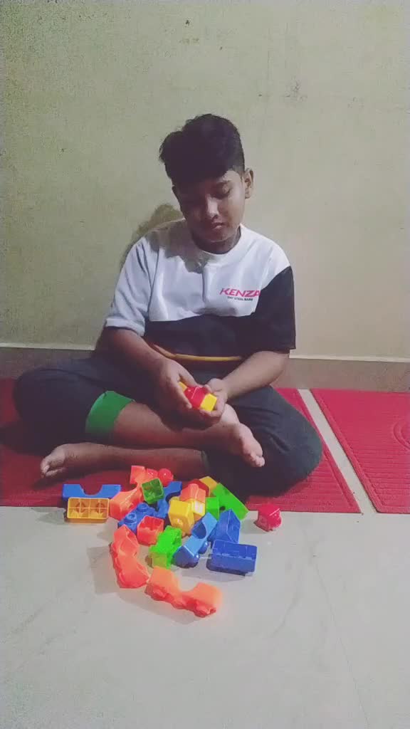 @Kukkus_Komban