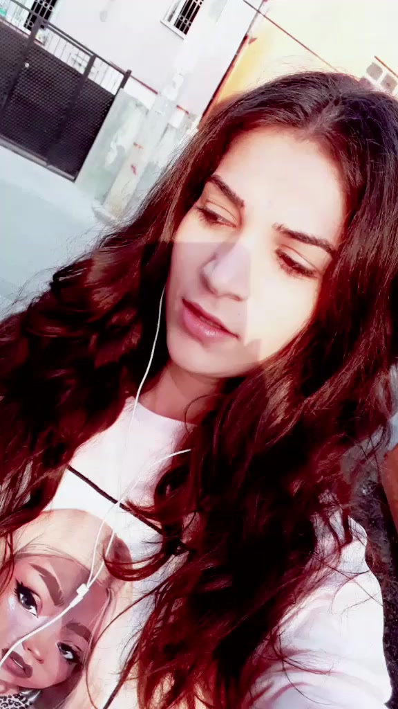 @özdemir (instagram)